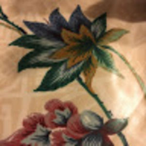 Meet your Posher, Yesi